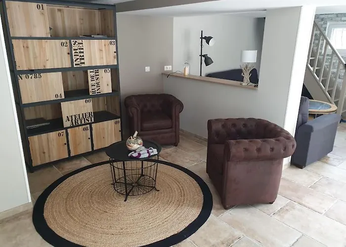 Côté - Jardin Privatif à 200m De La *