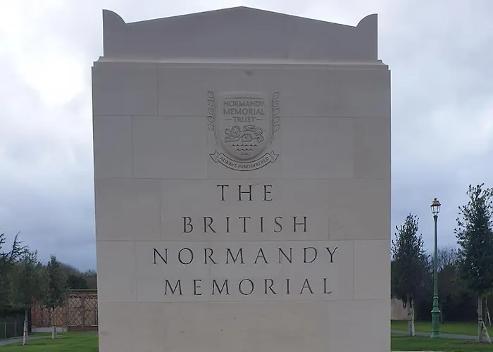 Côté - Jardin Privatif à 200m De La Casa de Férias Ver-sur-Mer